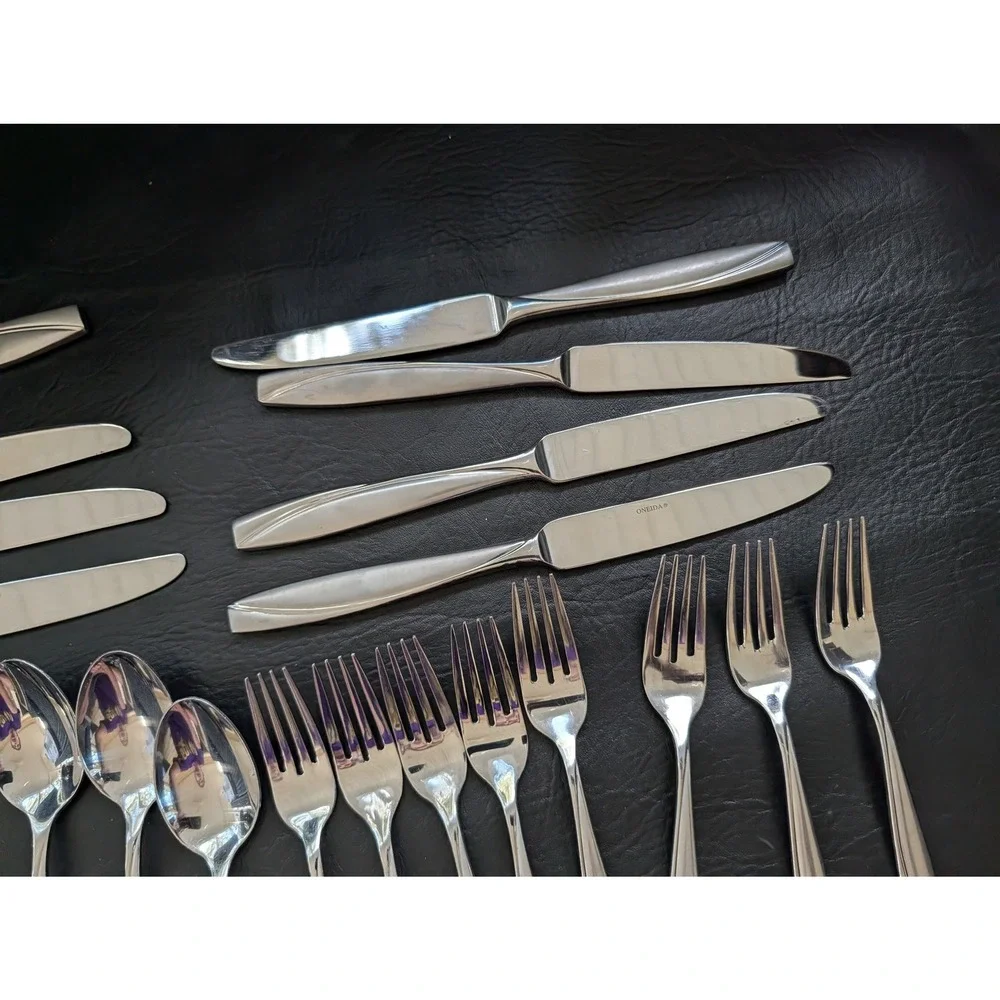 Oneida Camlynn Stainless Steel Flatware Set Service for 8 Silverware 40 Pieces
